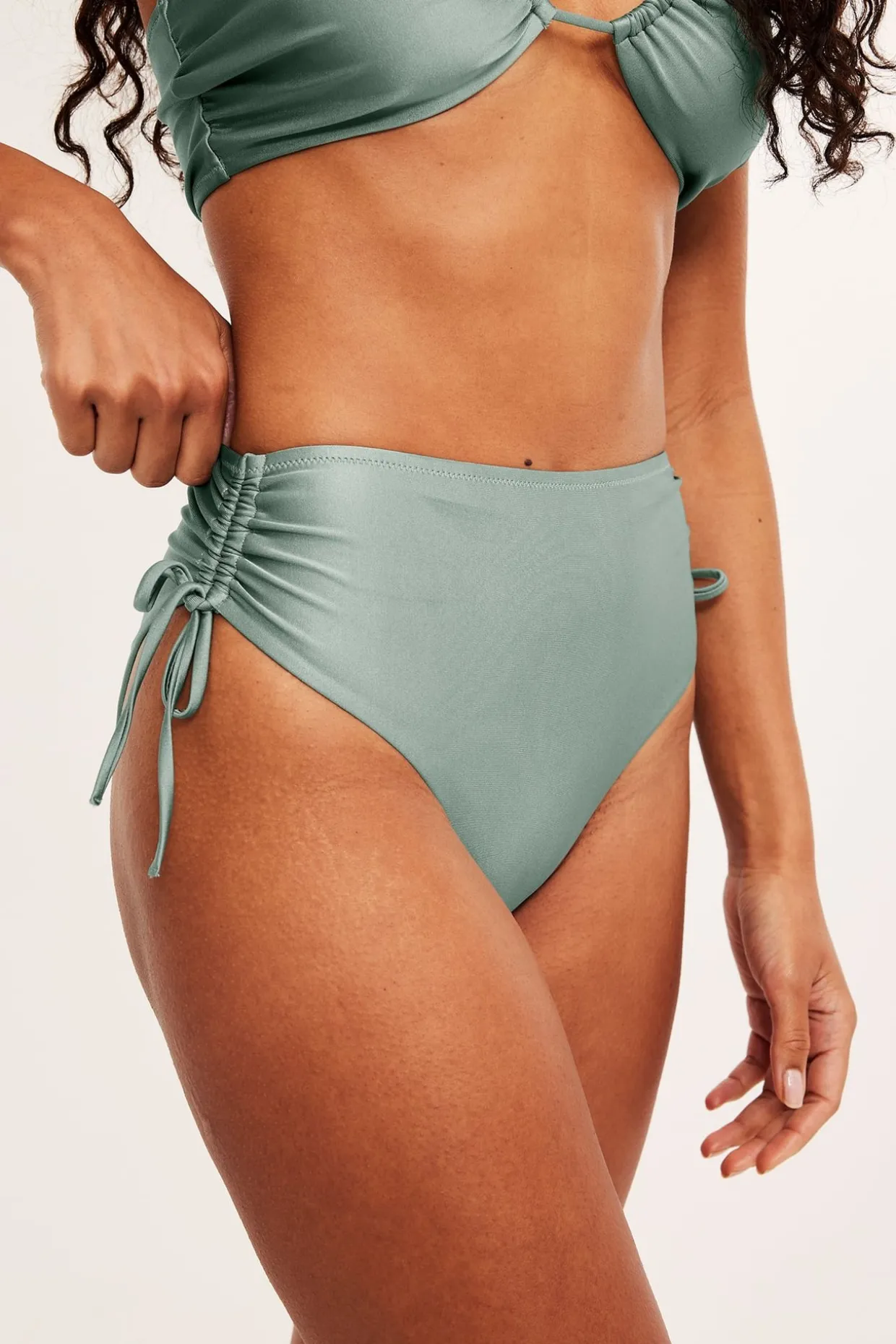 Bikinialaosa solmittavilla nauhoilla | Vaaleanvihreä | Naiset | Kappahl