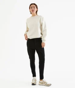 Boyfriend slim fit | Musta | Naiset | Kappahl
