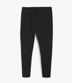 Boyfriend slim fit | Musta | Naiset | Kappahl