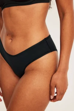 Brasilialaismalliset pikkuhousut | Musta | Naiset | Kappahl