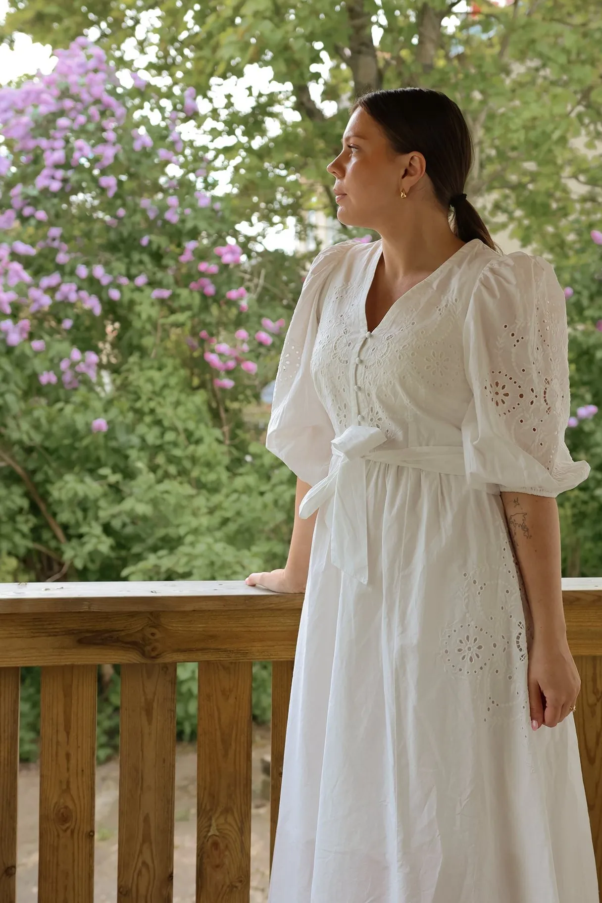 Brodeerattu mekko, Newbie Woman | Luonnonvalkoinen | Lapset | Newbie