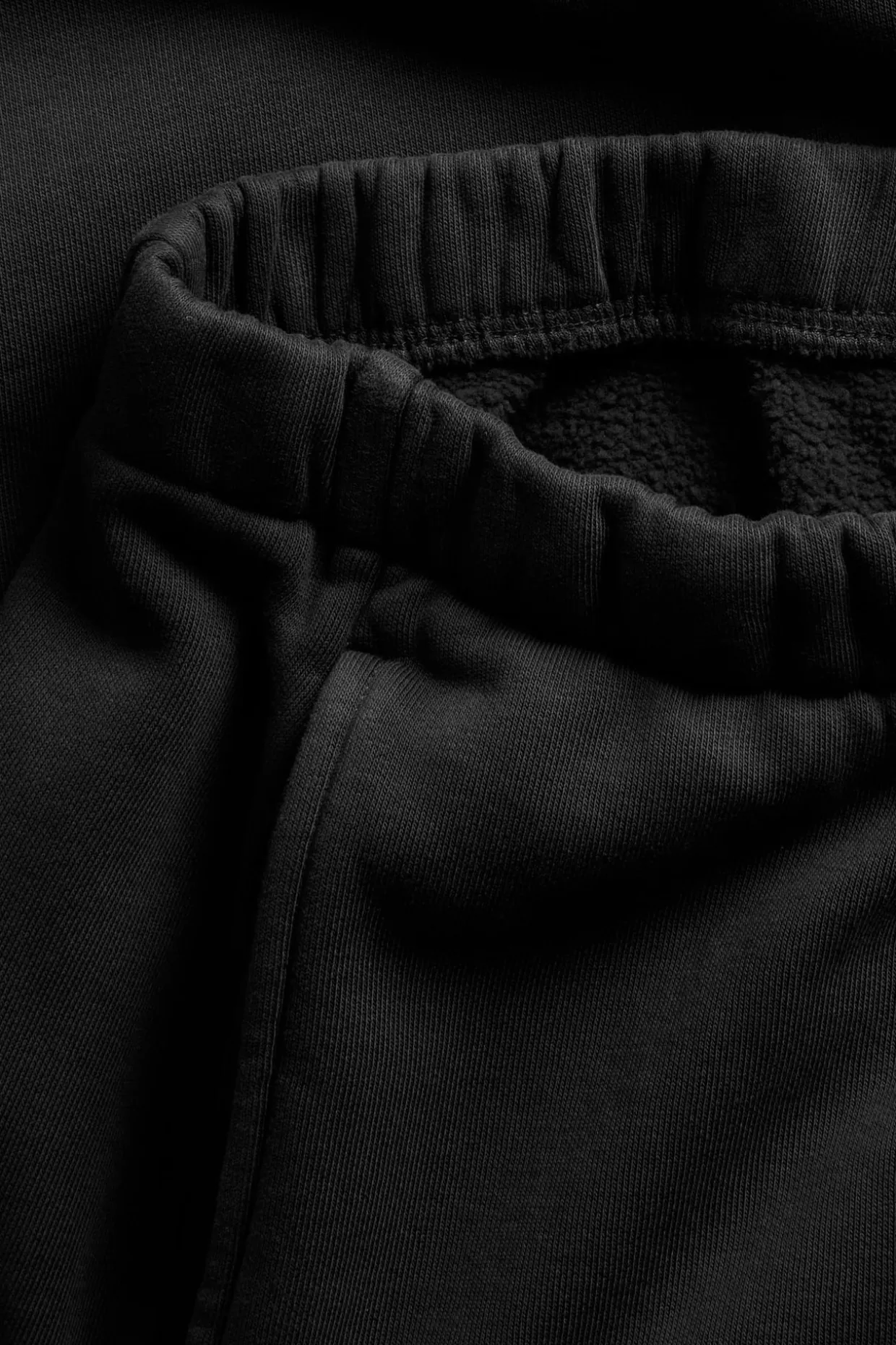 Collegehousut barrel fit | Musta | Naiset | Kappahl