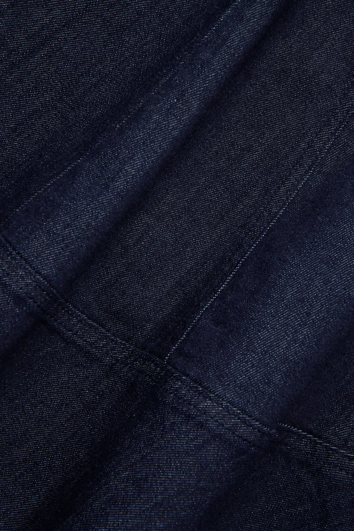 Farkkumekko, jossa on levenevä hameosa | Tumma denim | Naiset | Kappahl
