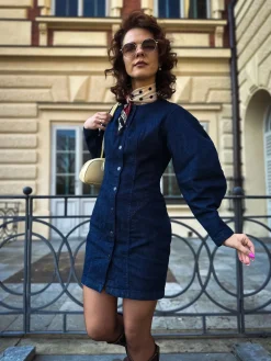 Farkkumekko, jossa on reilut hihat | Tumma denim | Naiset | Kappahl