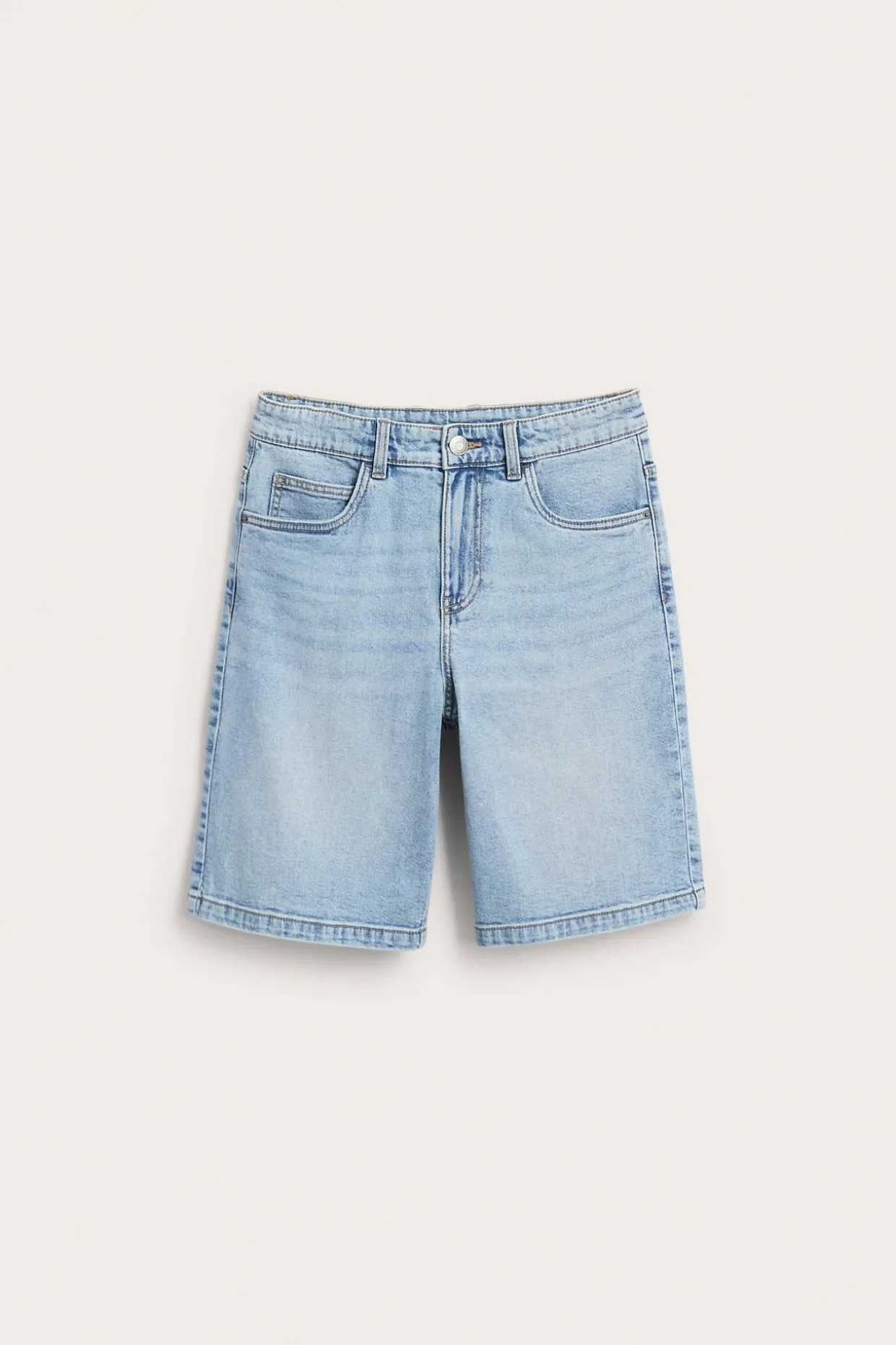 Farkkushortsit, joissa on pidemmät lahkeet | Vaalea denim | Lapset | Kappahl