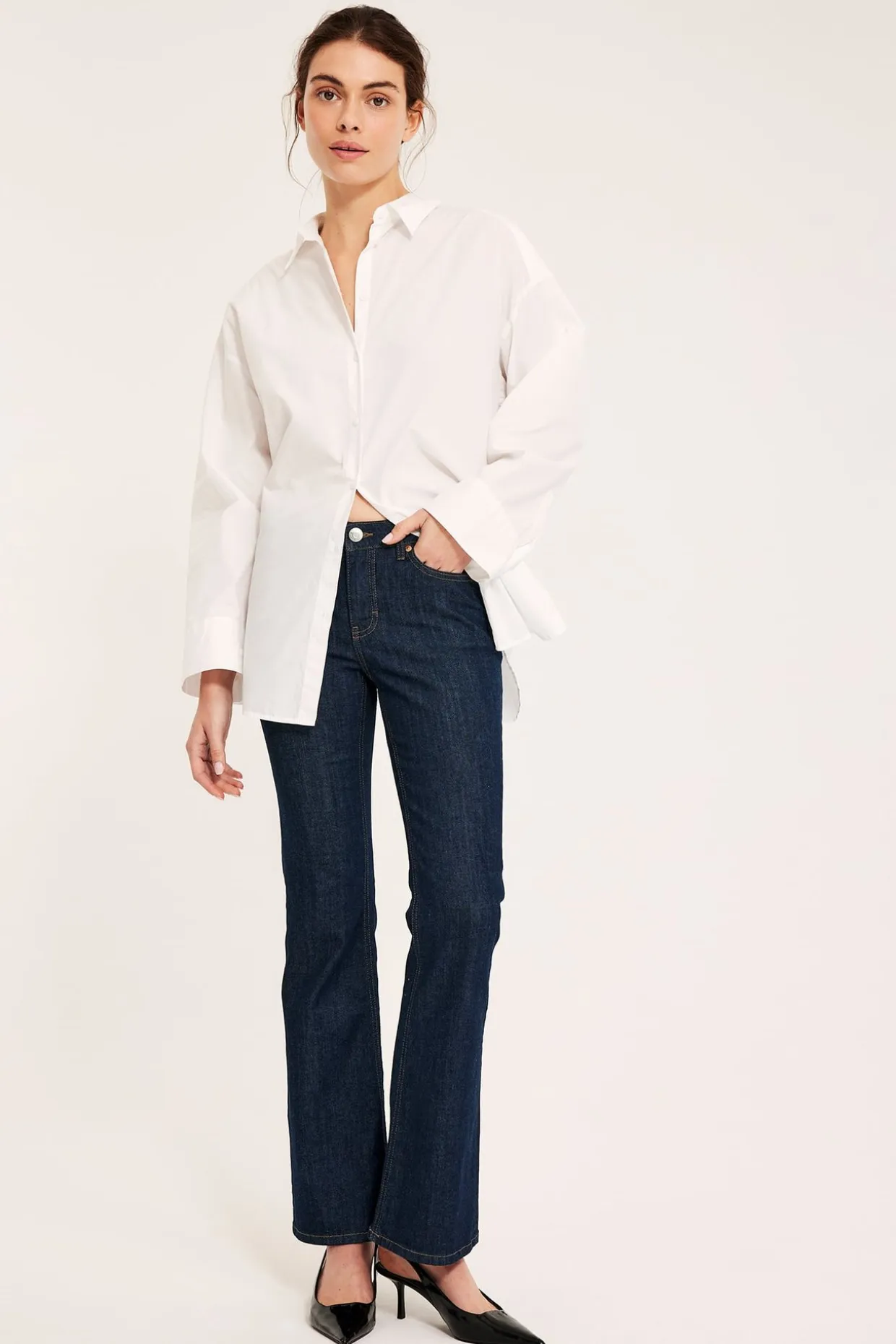 Flare jeans low waist | Tumma denim | Naiset | Kappahl