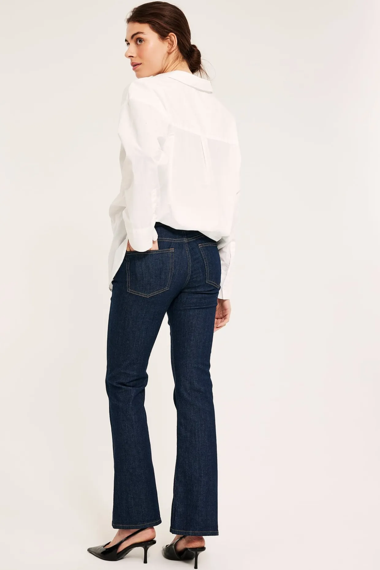 Flare jeans low waist | Tumma denim | Naiset | Kappahl