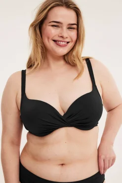 Kaarituellinen bikiniyläosa | Musta | Naiset | Kappahl