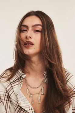 Kaulakoru meriaiheisilla riipuksilla | Kulta | Naiset | Kappahl