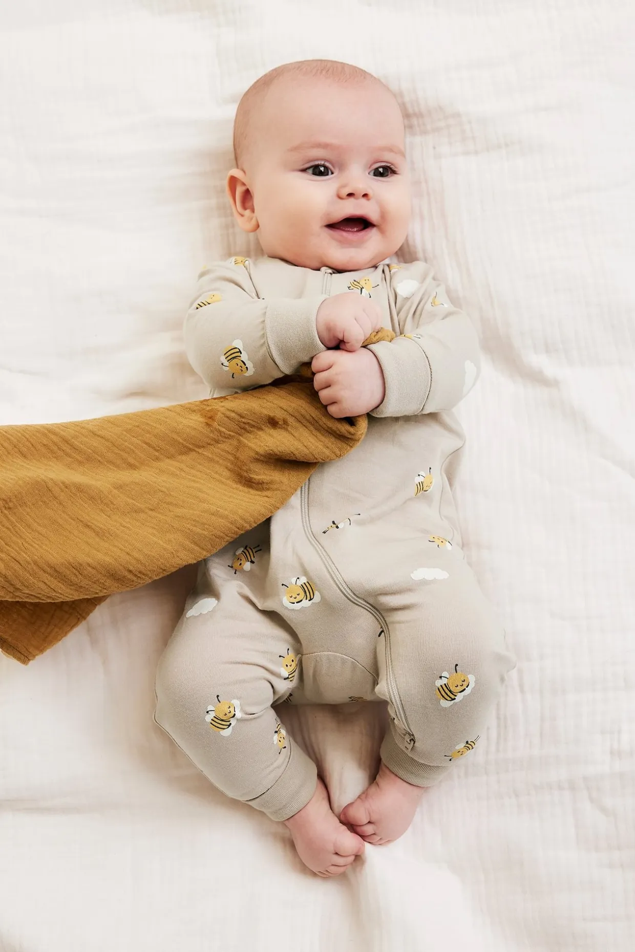 2 kpl pyjamia mehiläiskuviolla | Beige | Vauvat | Kappahl
