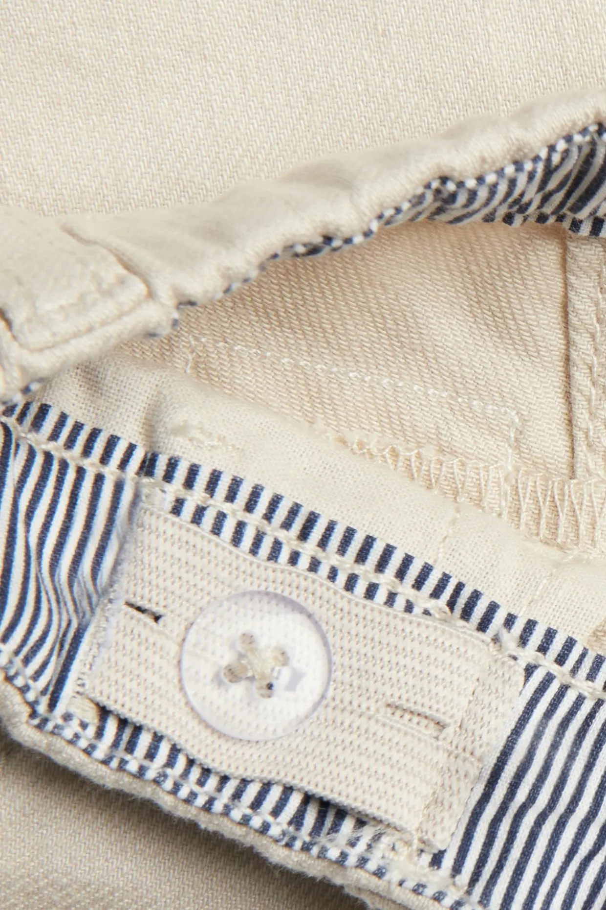 Kudotut shortsit, jossa taskut | Beige | Lapset | Newbie