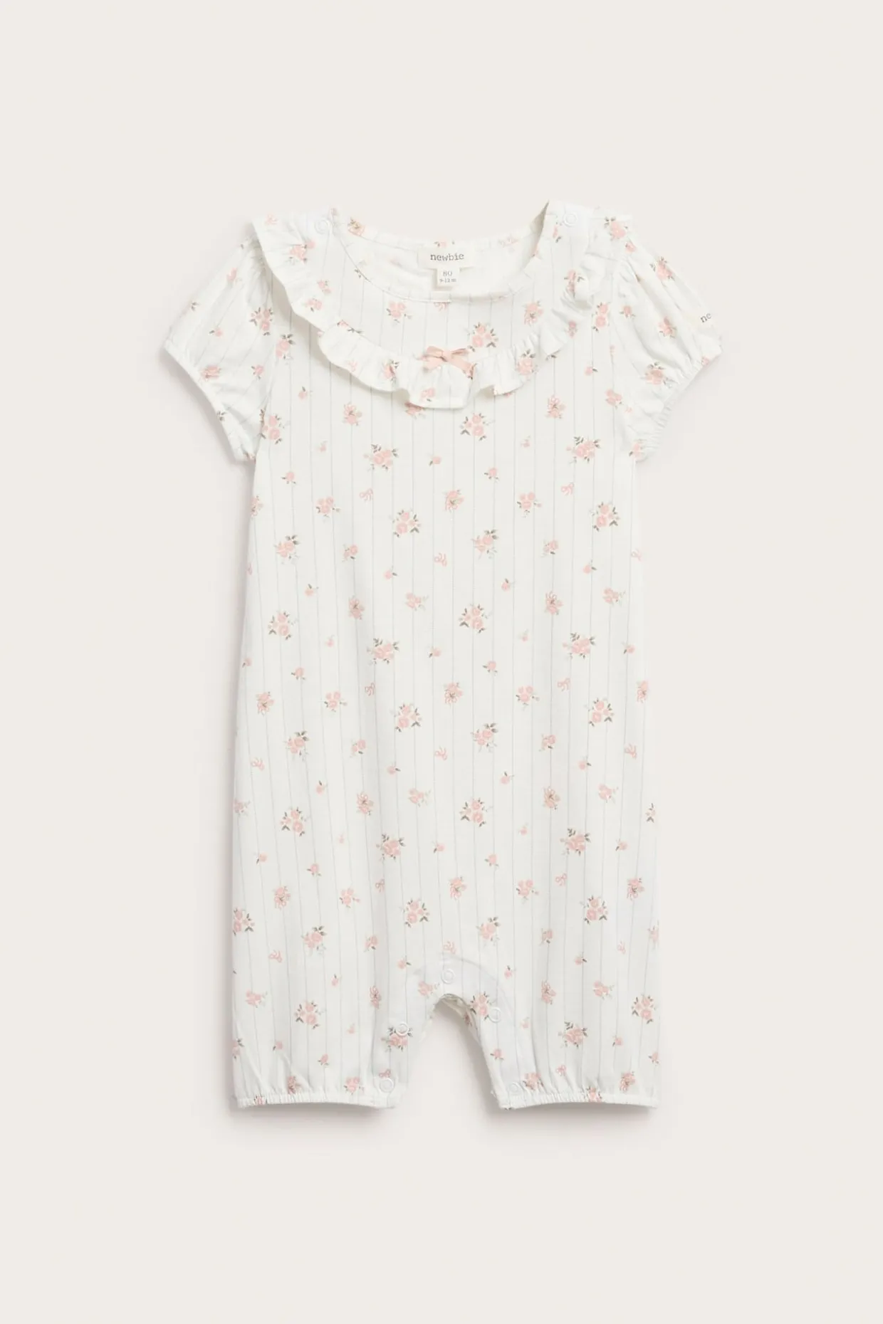 Kukallinen röyhelösomisteinen pyjama | Luonnonvalkoinen | Vauvat | Newbie