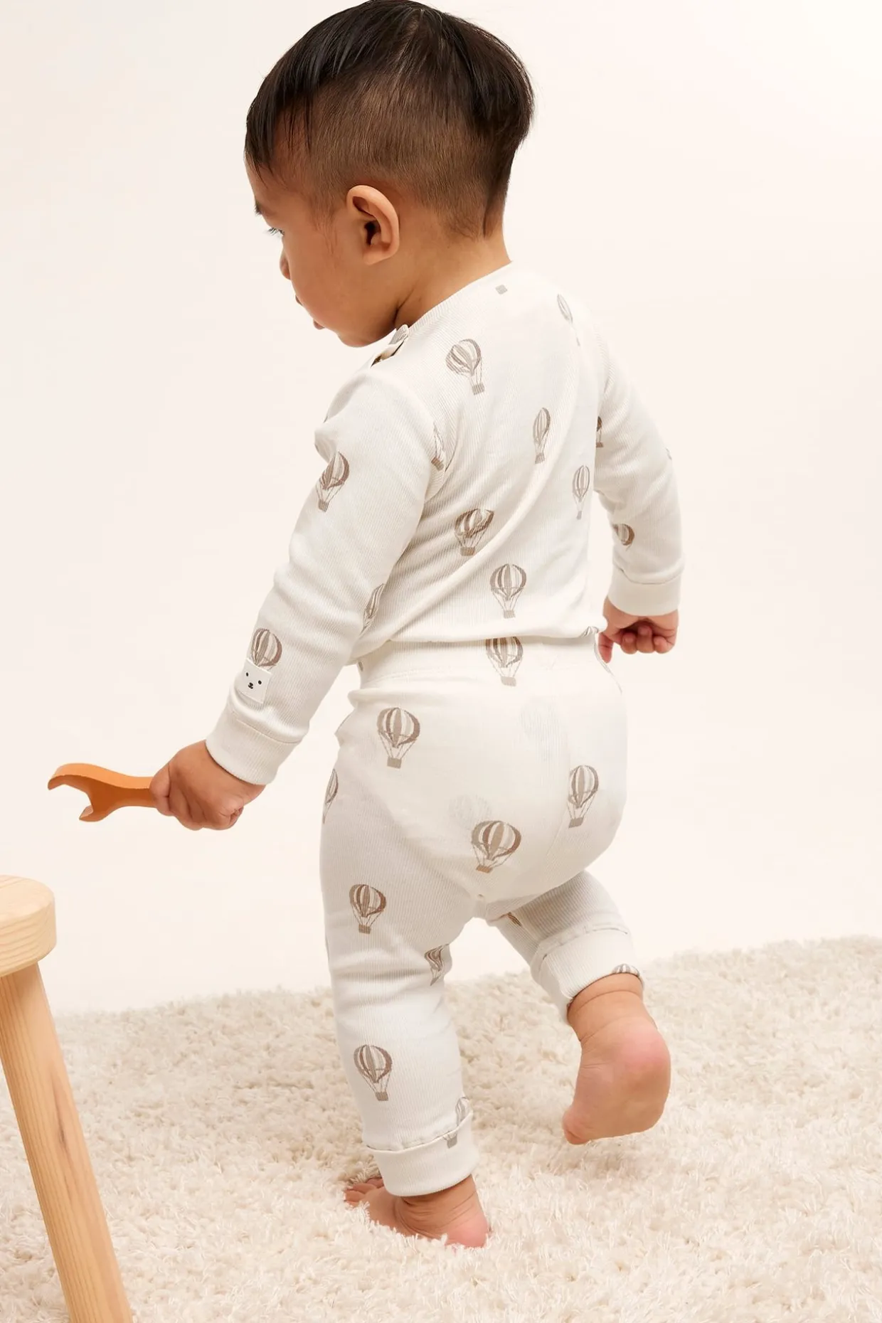 Kuvioitu ribattu vauvojen body | Beige | Vauvat | Kappahl
