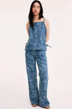 Kuviollinen farkkutoppi | Vaalea denim | Naiset | Kappahl
