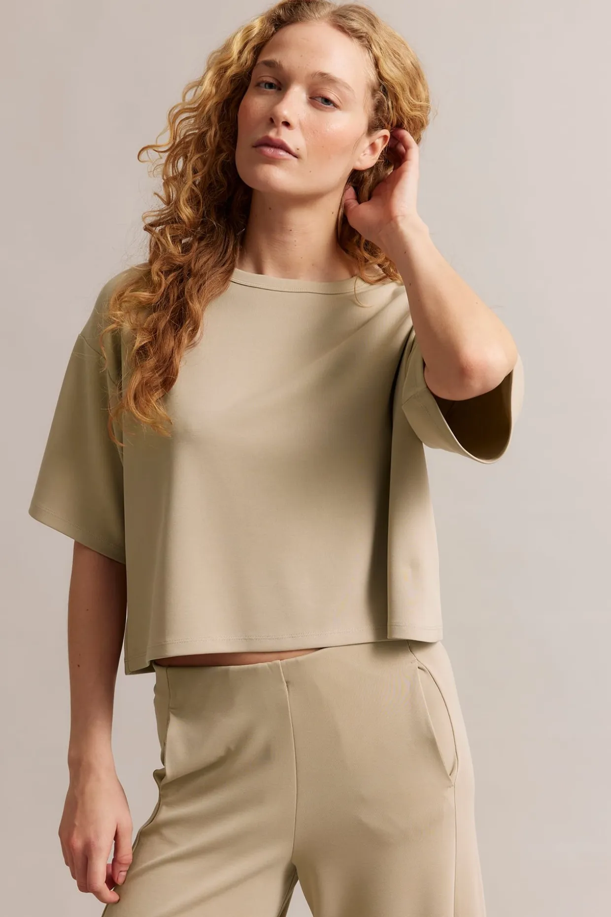 Laatikkomainen t-paita modaalisekoitteesta | Beige | Naiset | Kappahl
