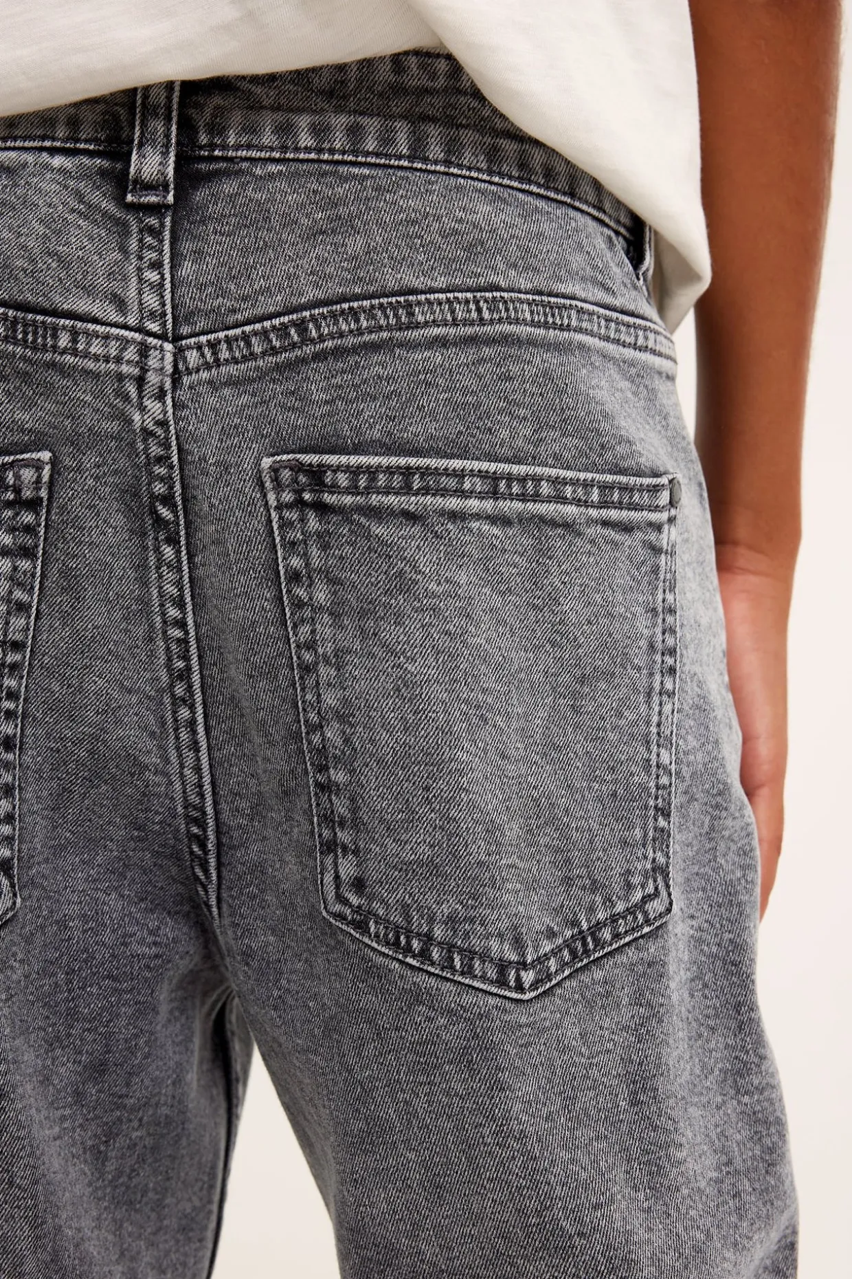 Loose jeans mid waist | Hopeanharmaa | Lapset | Kappahl