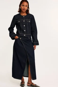 Lyhyemmän mallinen farkkutakki | Tumma denim | Naiset | Kappahl