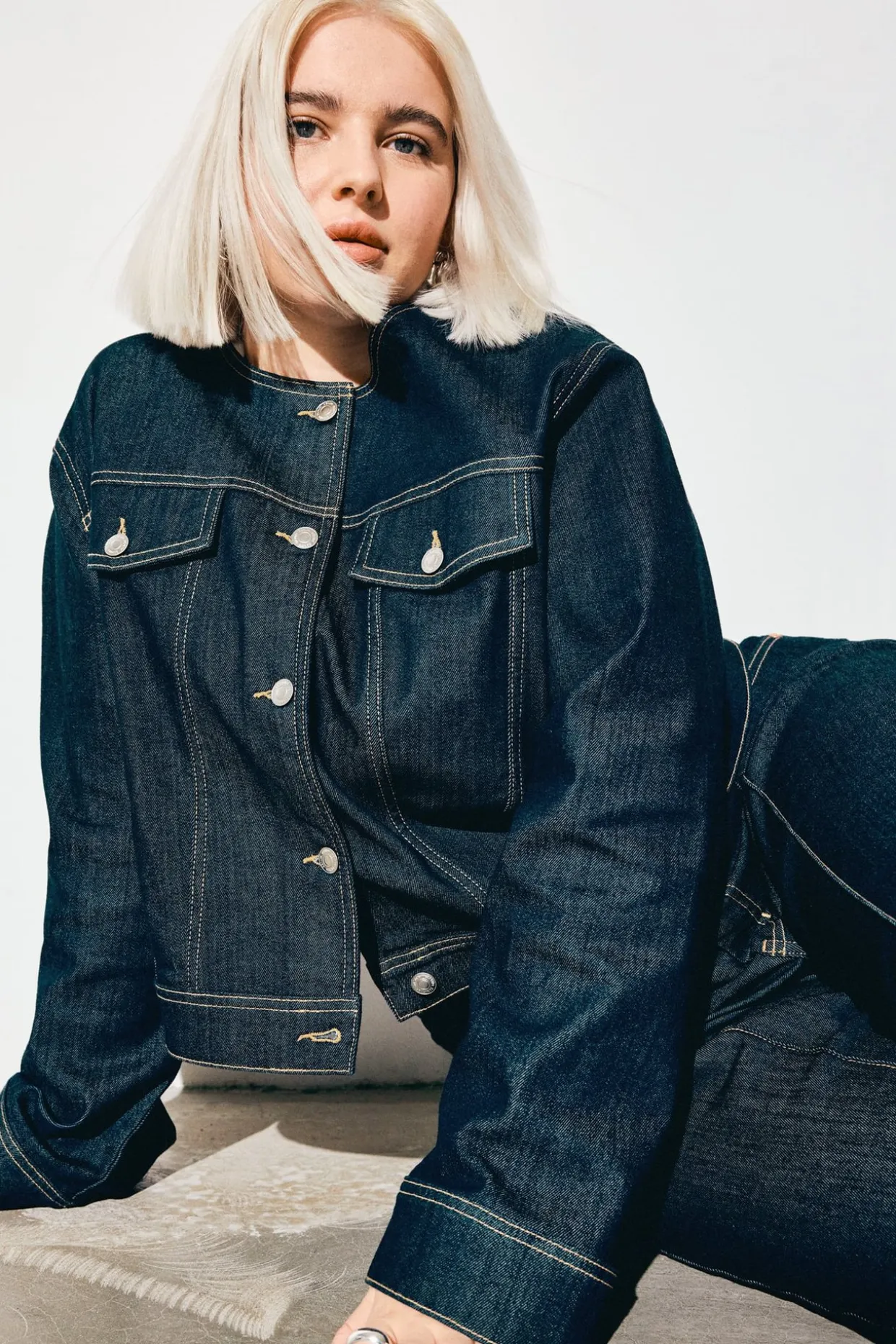 Lyhyt farkkutakki | Tumma denim | Naiset | Kappahl
