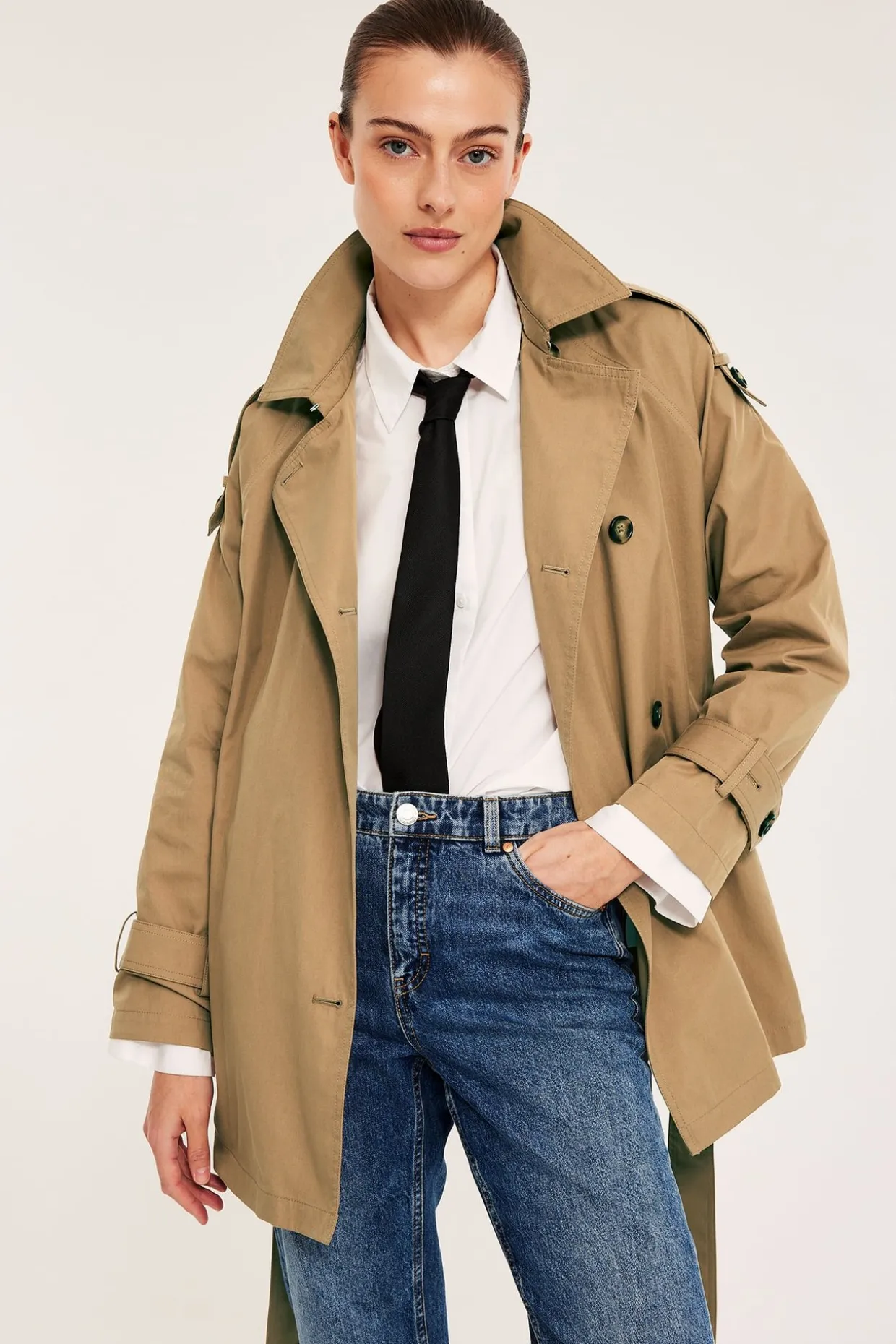 Lyhyt trenssitakki | Beige | Naiset | Kappahl