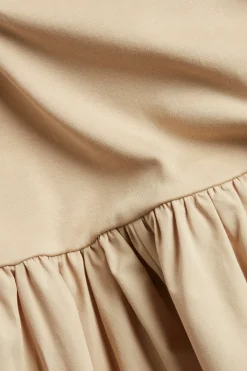 Mekko, jossa on levenevä hameosa | Beige | Naiset | Kappahl