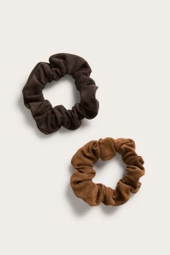 Mokkanahkajäljitelmää oleva hiusdonitsi, 2-pack | Ruskea | Naiset | Kappahl