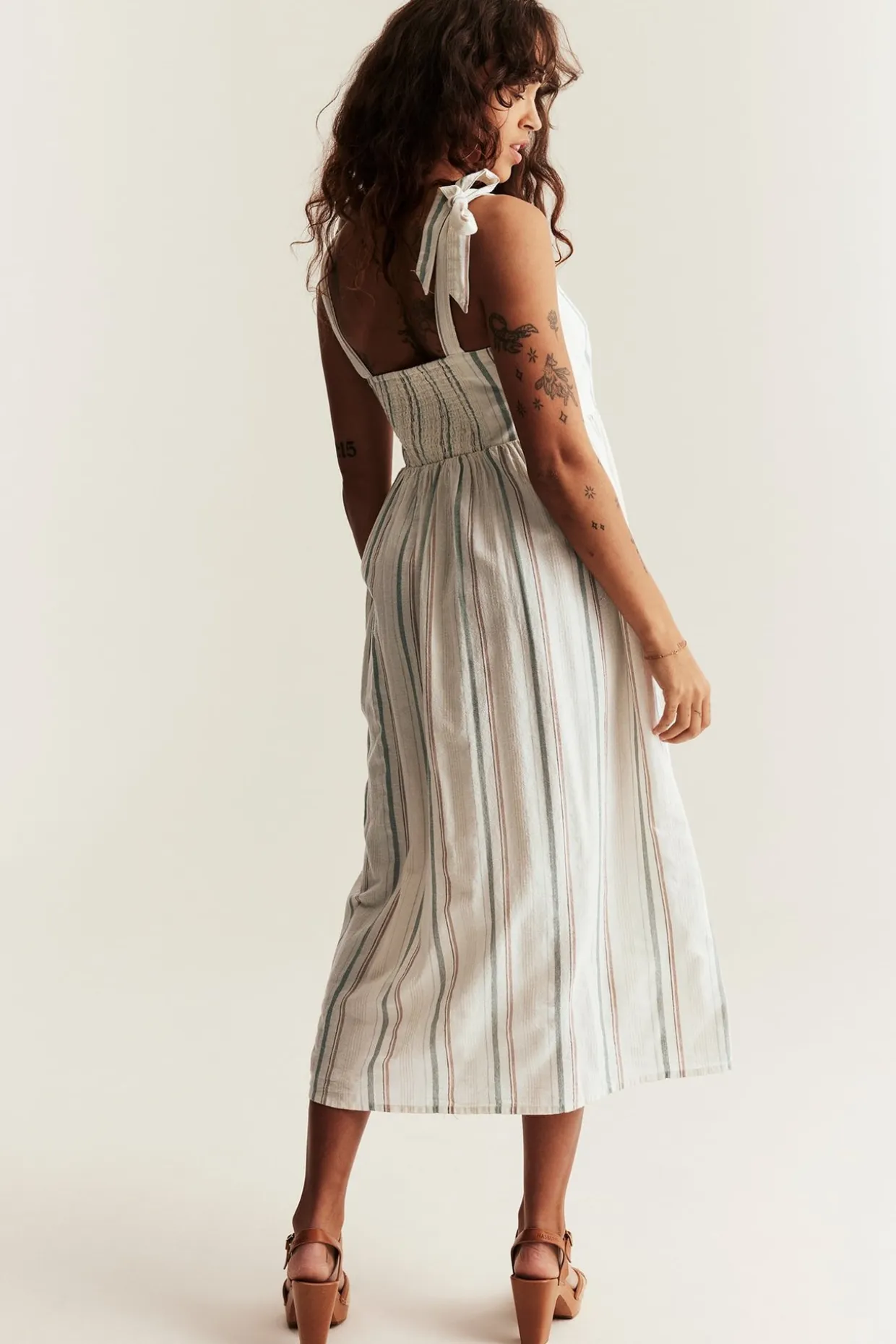 Newbie Womanin raidallinen mekko | Luonnonvalkoinen | Lapset | Newbie