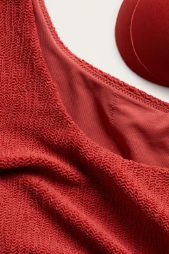 One shoulder -uimapuku | Punainen | Naiset | Kappahl