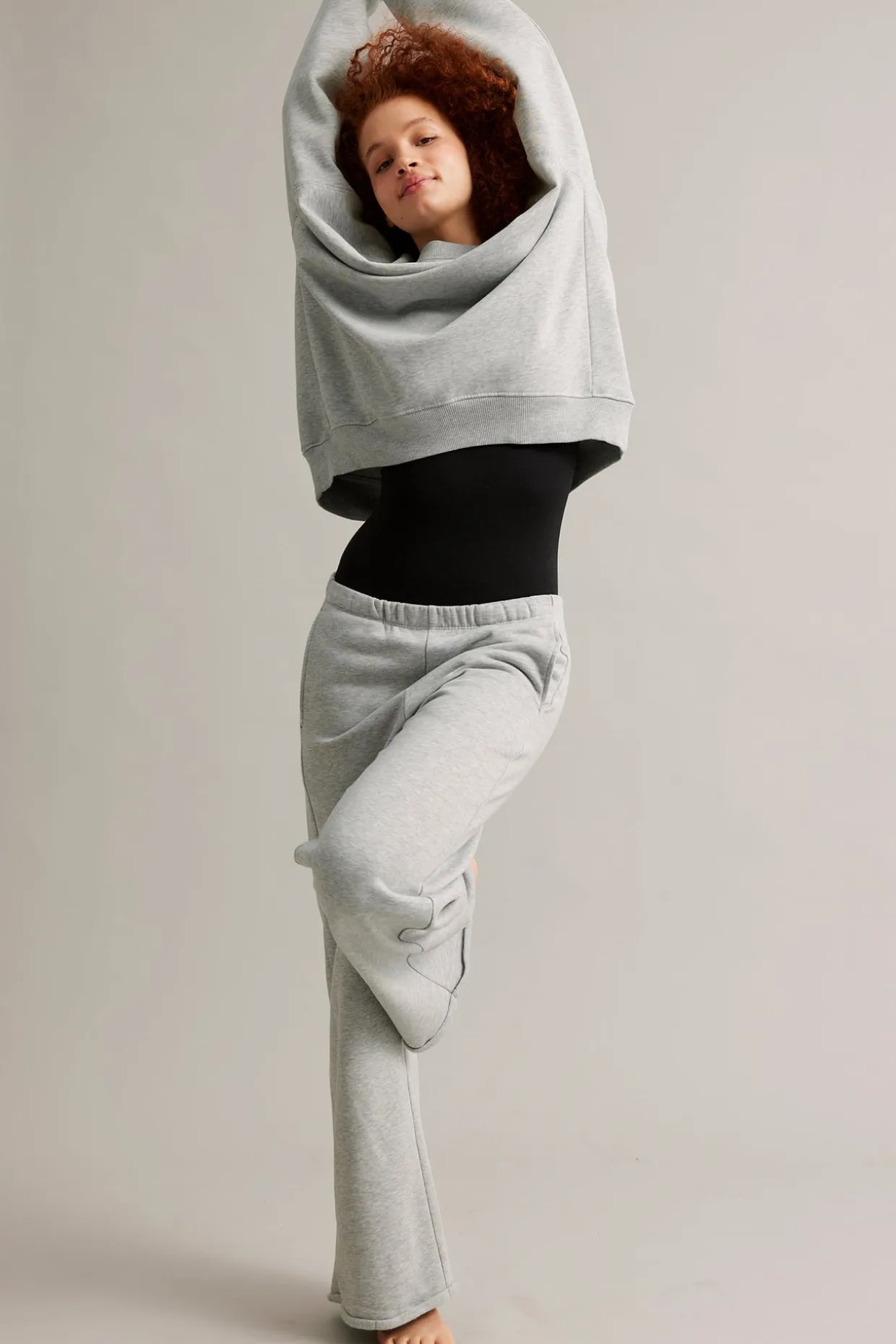 Oversized sweatshirt | Vaaleanharmaa | Naiset | Kappahl