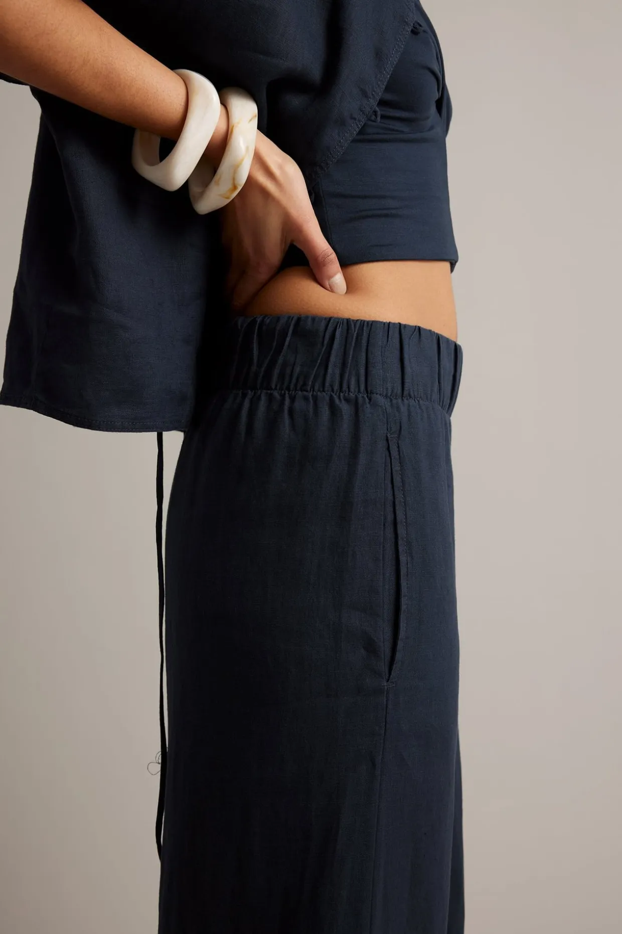 Pellavahousut wide fit | Tummansininen | Naiset | Kappahl