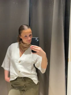 Pellavasekoitetta oleva lyhythihainen paita | Valkoinen | Naiset | Kappahl