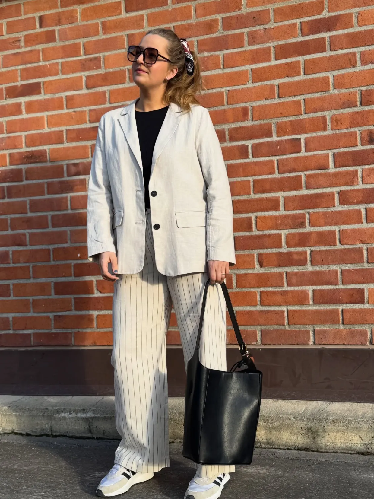 Pellavasekoitetta oleva pikkutakki | Beige | Naiset | Kappahl