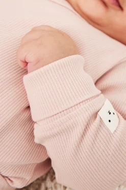 Pidennettävissä oleva ribattu body | Vaaleanpunainen | Vauvat | Kappahl