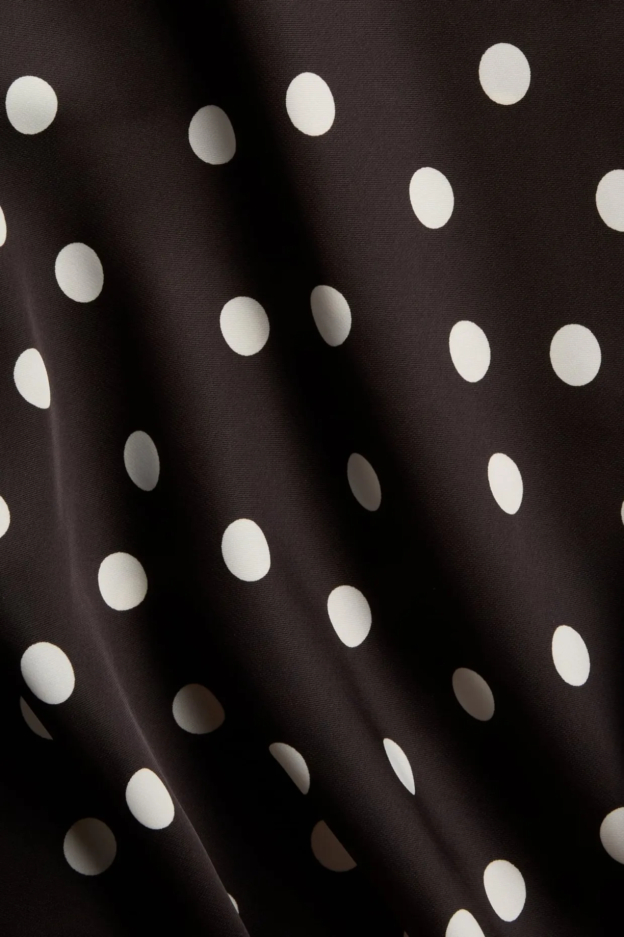 Pilkullinen halterneck-mekko | Tummanruskea | Naiset | Kappahl