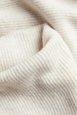 Poncho, jossa on poolokaulus | Valkoinen | Naiset | Kappahl