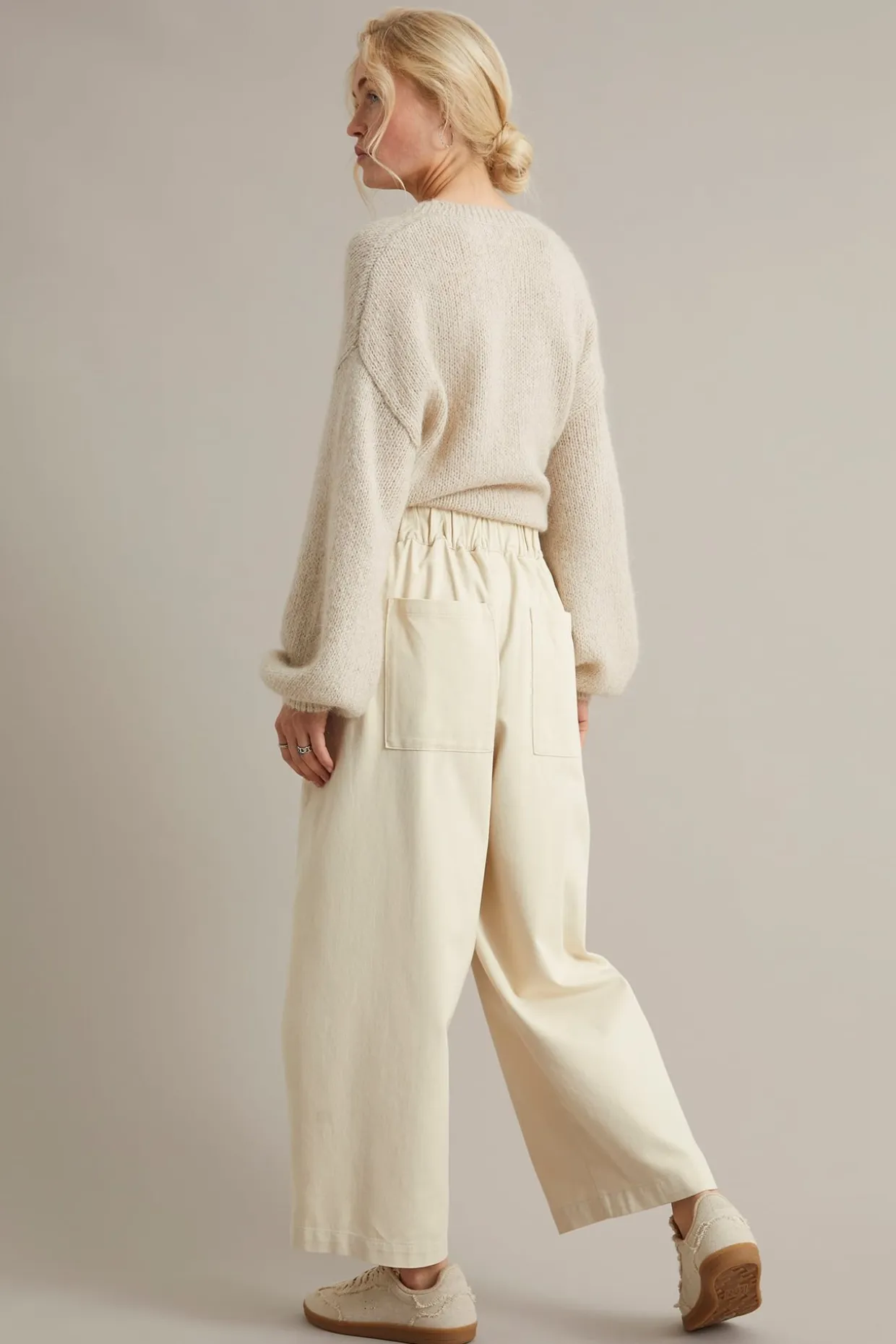 Pull on -housut barrel fit | Vaaleanbeige | Naiset | Kappahl
