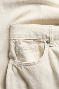 Puuvillatvilliä olevat bermudashortsit