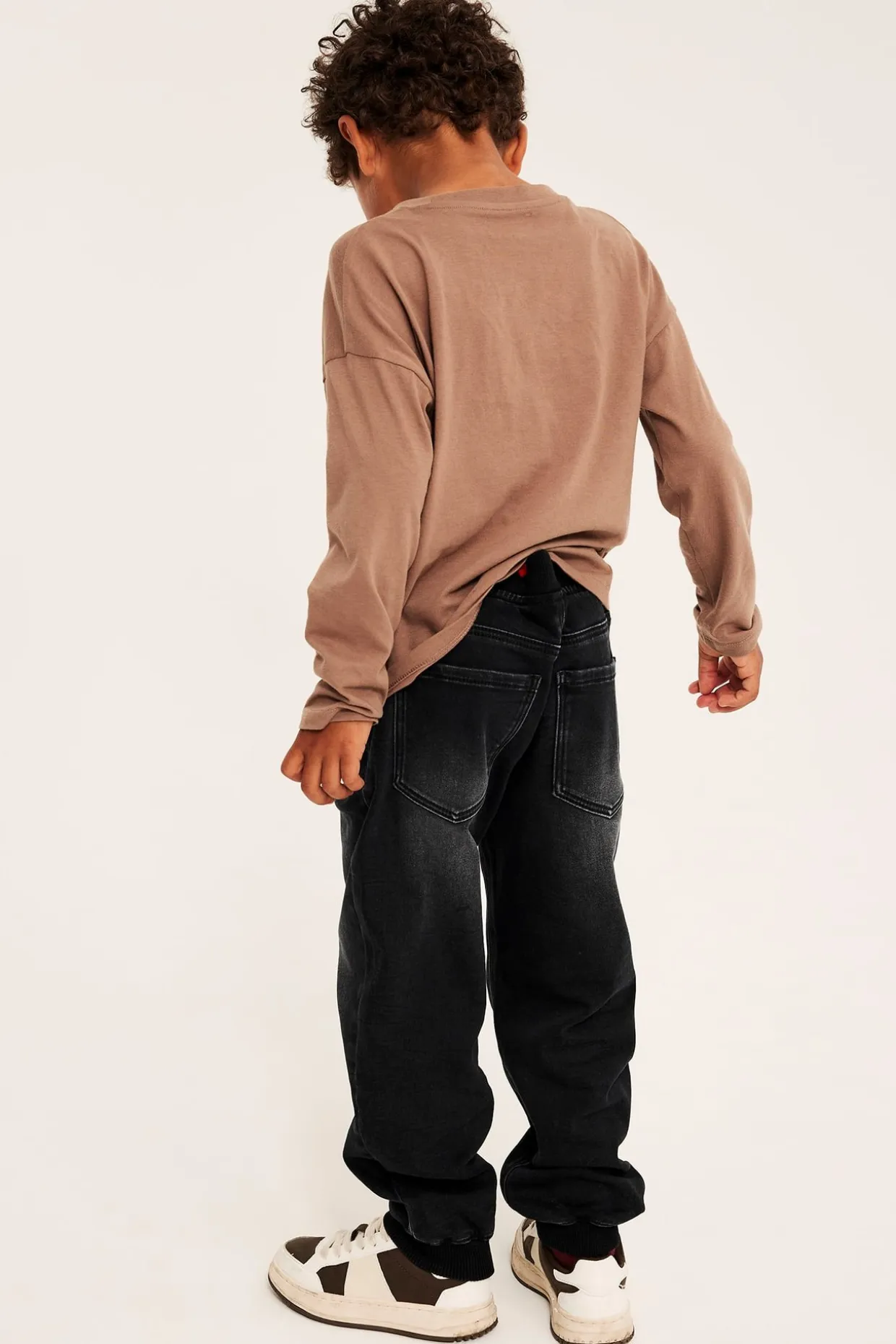 Relaxed jeans jogger denim | Musta denim | Lapset | Kappahl