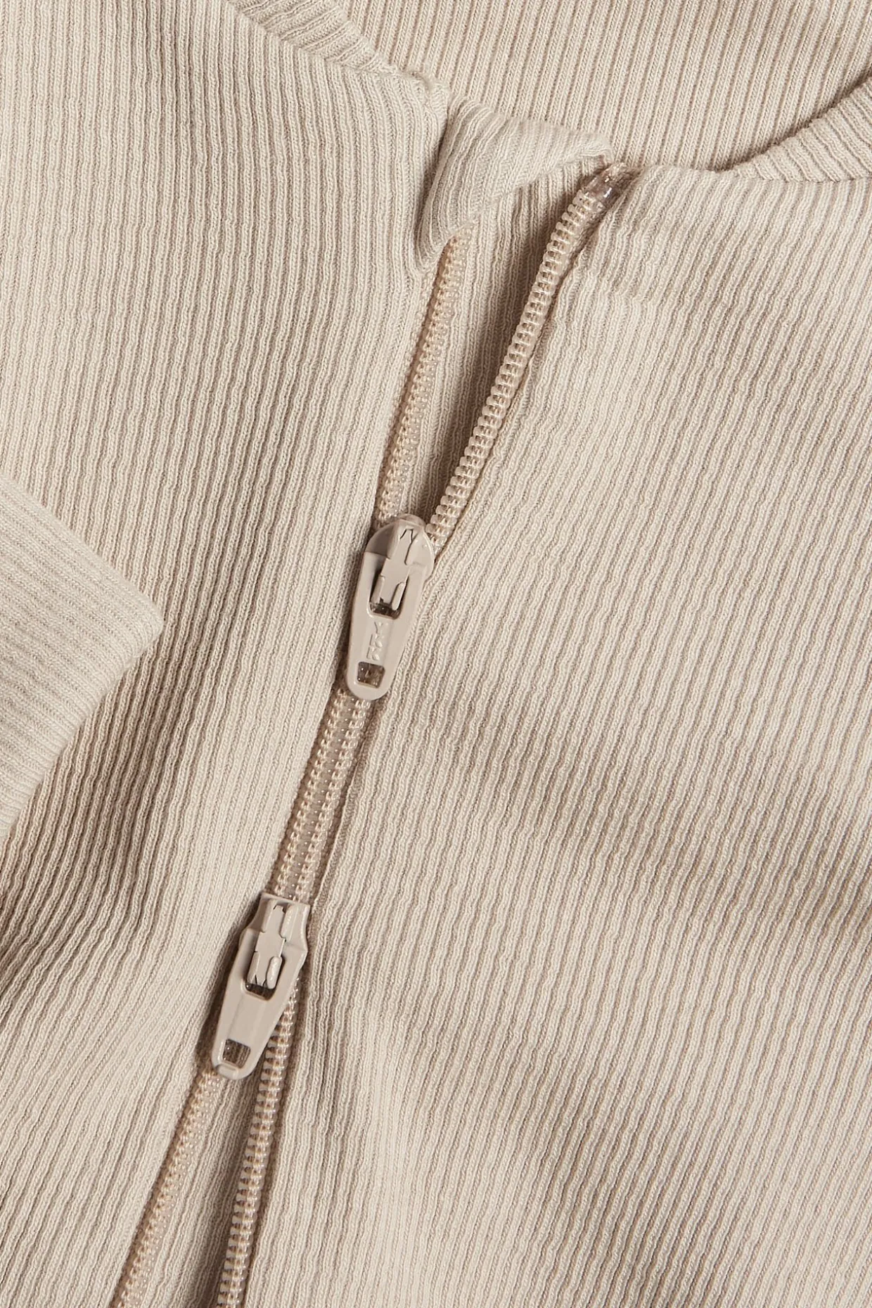 Ribattu haalariasu, jossa on käännettävät resorit. | Beige | Vauvat | Kappahl