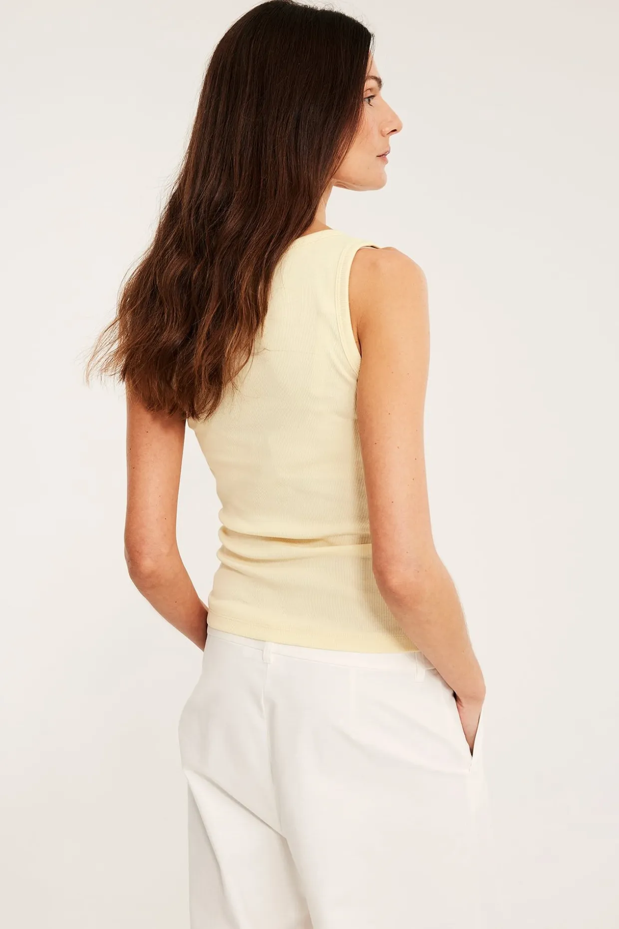 Ribattu toppi | Vaaleankeltainen | Naiset | Kappahl