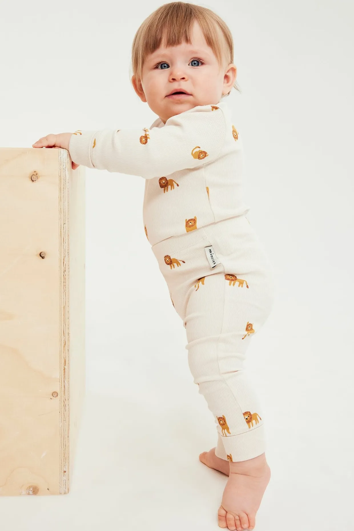 Ribbibody, jossa on leijonakuvio | Beige | Lapset | Kappahl