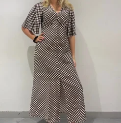Ruudullinen mekko napeilla | Ruskea | Naiset | Kappahl