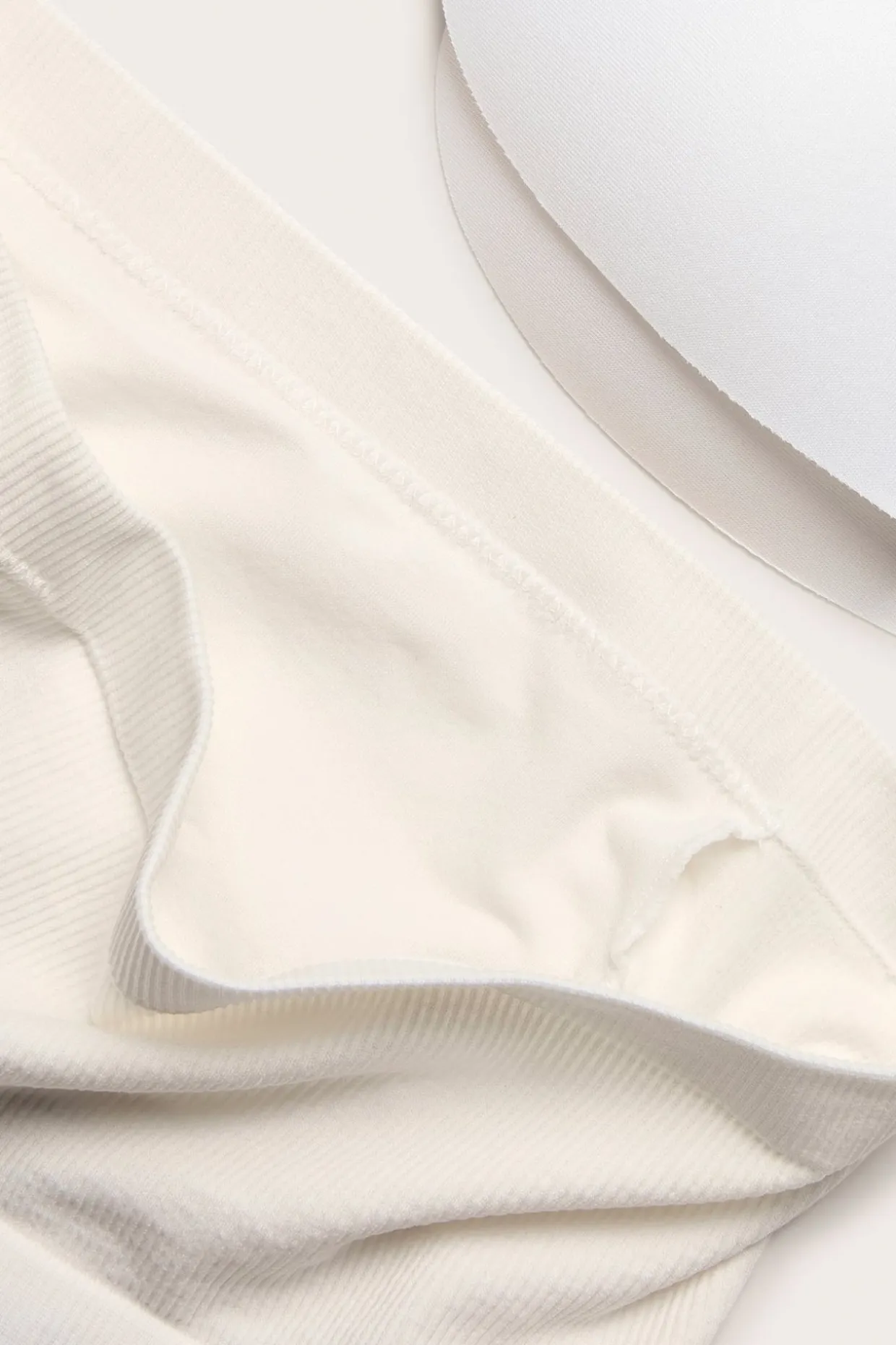 Saumattomat bandeau-rintaliivit | Valkoinen | Naiset | Kappahl