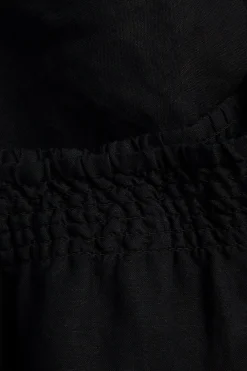 Shortsit viskoosi- ja pellavasekoitteesta | Musta | Naiset | Kappahl