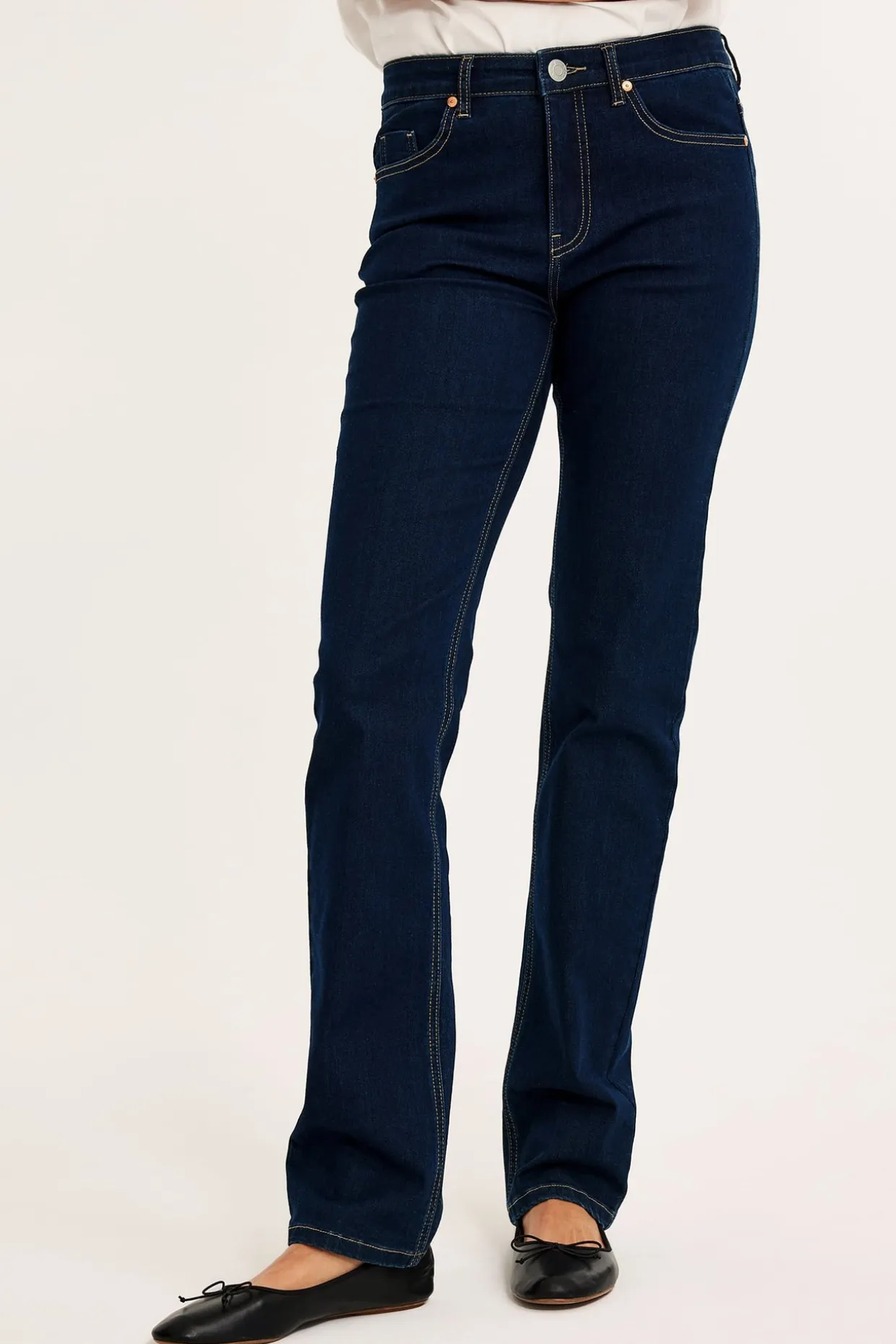 Straight jeans mid waist long leg | Tumma denim | Naiset | Kappahl