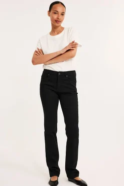 Straight jeans mid waist long leg | Musta denim | Naiset | Kappahl