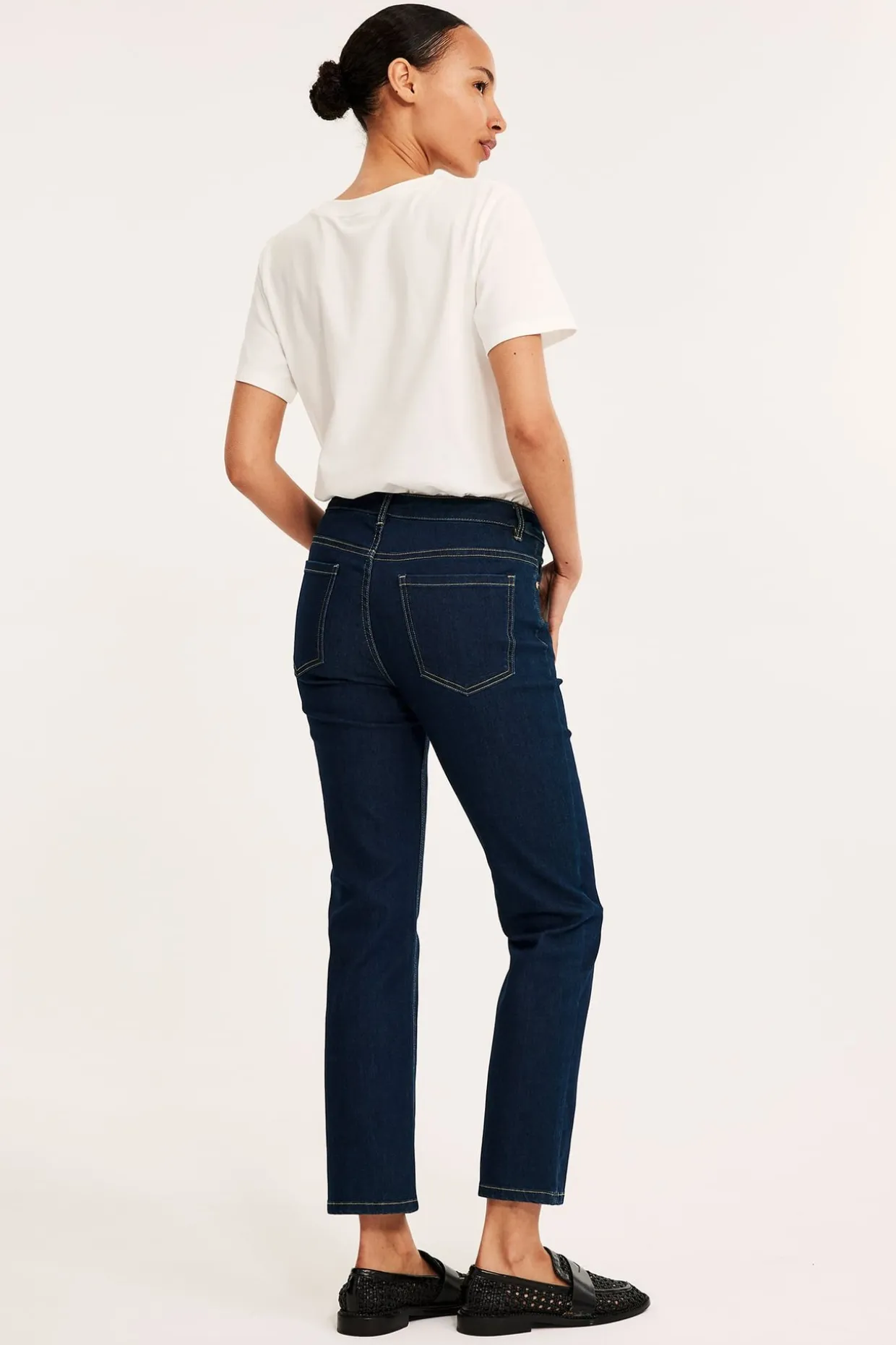 Straight jeans mid waist short leg | Tumma denim | Naiset | Kappahl