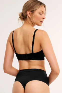 Stringit | Musta | Naiset | Kappahl