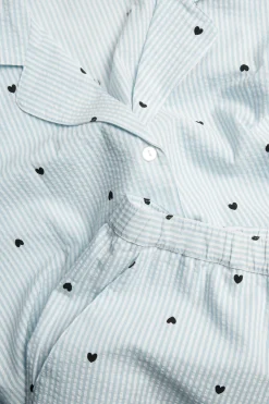 Sydänkuvioinen pyjama