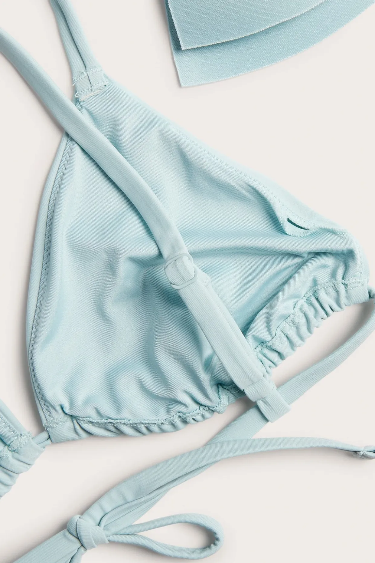 Topattu kolmiomallinen bikiniyläosa | Turkoosi | Naiset | Kappahl
