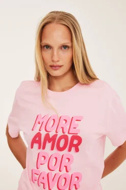 T-paita, jossa on painatus ”More amor por favor”